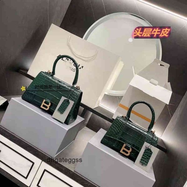 balencaigass handbags italy new hourglass bags designers handbag s21 leather hourglass handbag crocodile pattern high-grade french minority
balencaigass handbags italy new hourglass bags designers handbag s21 leather hourglass handbag crocodile pattern high-grade french minority