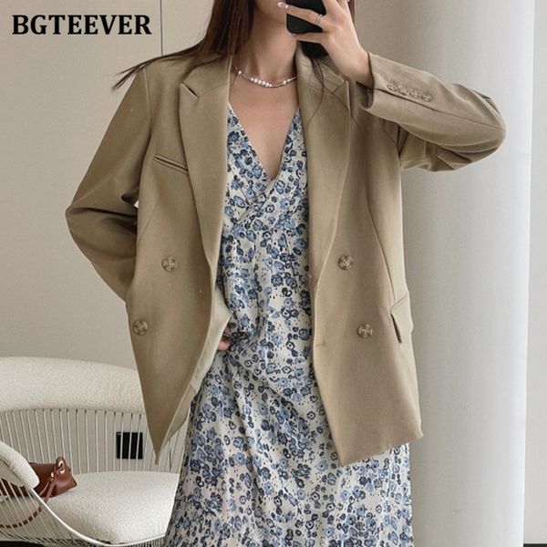 casual solid notched collar women blazer autumn winter ladies outwear long sleeve double breasted female jackets, White;black
casual solid notched collar women blazer autumn winter ladies outwear long sleeve double breasted female jackets, White;black