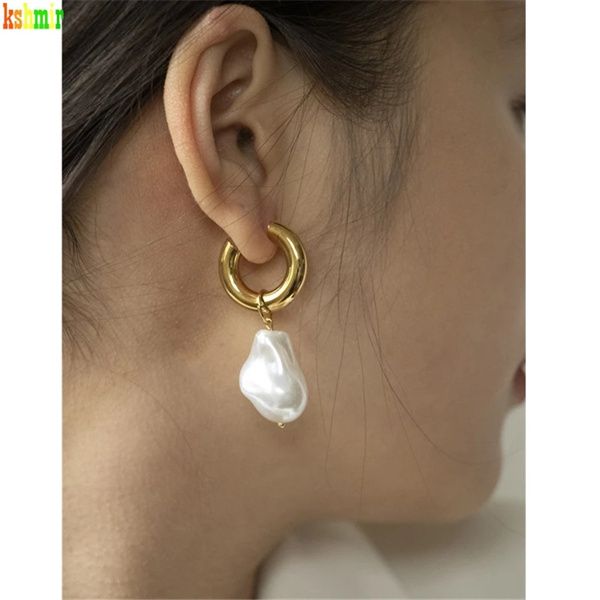 new vintage high imitation baroque pearl dangle chandelier gold round ear clip women jewelry a405, Silver
new vintage high imitation baroque pearl dangle chandelier gold round ear clip women jewelry a405, Silver