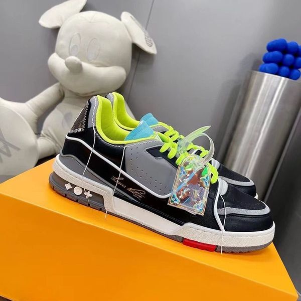 2022 releasefashion high-low shoes boots black grey white trainers genuine leather men women outdoor sports sneakers mkjkk0007
2022 releasefashion high-low shoes boots black grey white trainers genuine leather men women outdoor sports sneakers mkjkk0007
