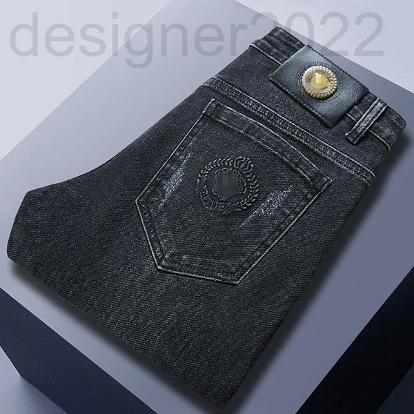 men's jeans designer autumn winter men's jeans slim fit small feet elastic casual brand medusa embroidery jyf6, Blue
men's jeans designer autumn winter men's jeans slim fit small feet elastic casual brand medusa embroidery jyf6, Blue