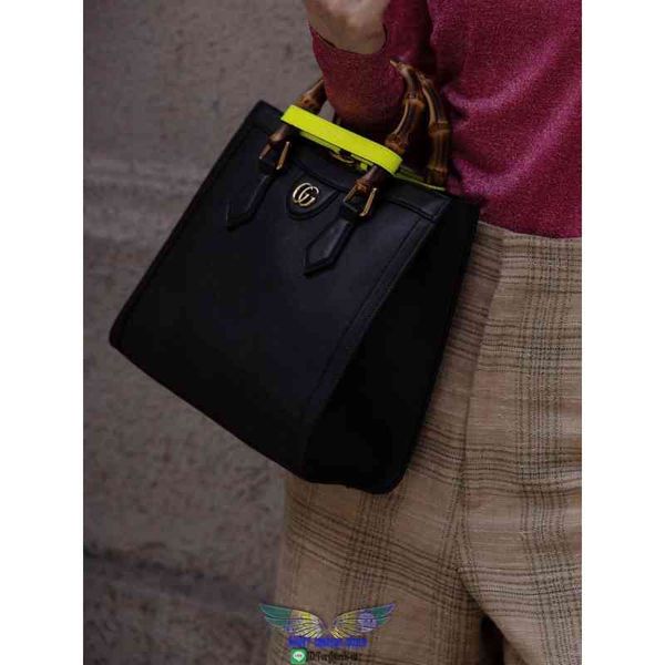 designers diana bamboo-handle tote handbag elegant holiday traveling bag casual shopping tote lapbag luxury bags, Black;red
designers diana bamboo-handle tote handbag elegant holiday traveling bag casual shopping tote lapbag luxury bags, Black;red