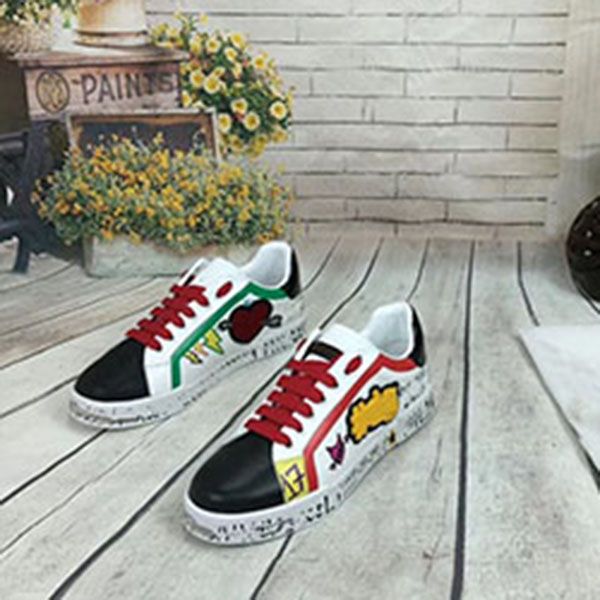 2022 men women sneaker casual shoes low stripes shoe walking sports trainers chaussures pour hommes shoes d awdasdasasdwa, Red;white
2022 men women sneaker casual shoes low stripes shoe walking sports trainers chaussures pour hommes shoes d awdasdasasdwa, Red;white