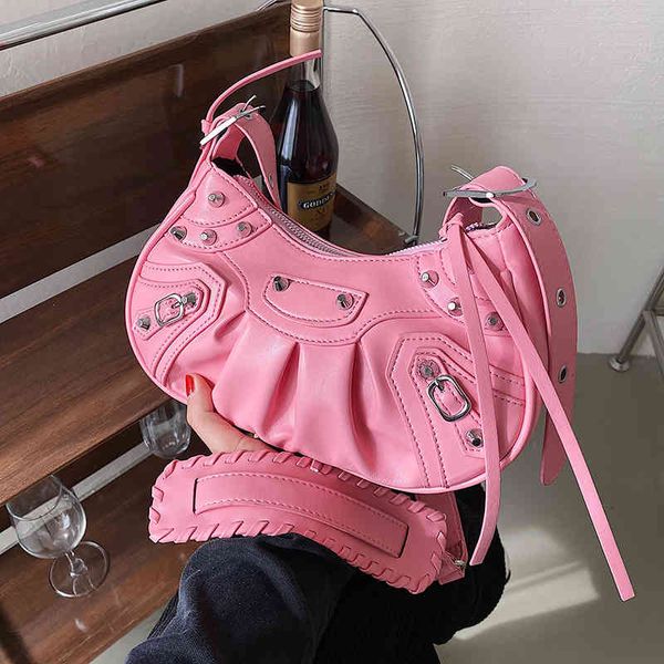 2022 summer wrinkled texture women's portable new small square messenger bag fashion brands popular ladies shoulder handbags celebrity
2022 summer wrinkled texture women's portable new small square messenger bag fashion brands popular ladies shoulder handbags celebrity