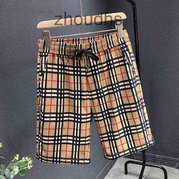 brand 2023 designer classic b br pants short trendy plaid summer shorts men's quick drying capris youth fashio, White;black
brand 2023 designer classic b br pants short trendy plaid summer shorts men's quick drying capris youth fashio, White;black