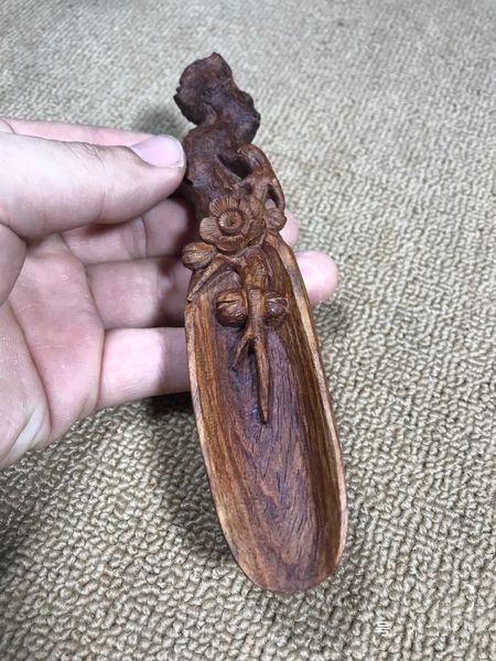hainan huanghuali sculpture crafts tea set teaspoon cultural plaything cultural art pendant small gift
hainan huanghuali sculpture crafts tea set teaspoon cultural plaything cultural art pendant small gift