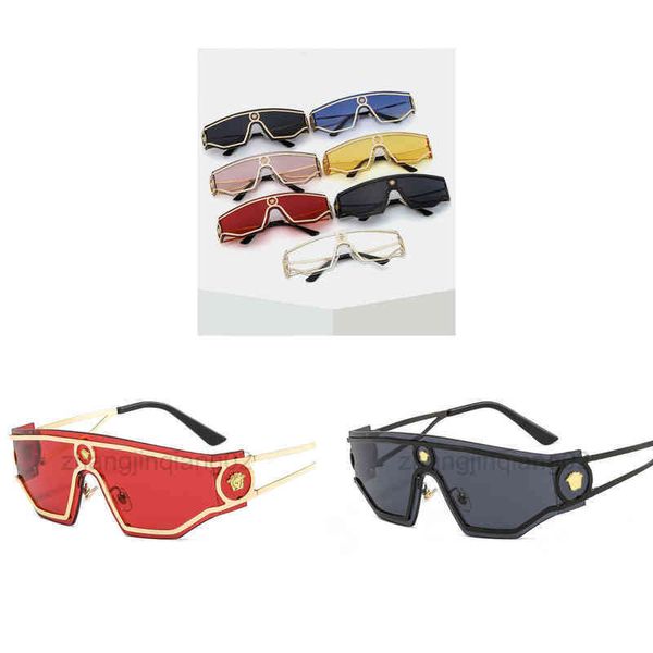 gg designer versage sunglasses vintage cycle luxurious fashion new head one piece metal men women european and american cc eyes medussa sung, White;black
gg designer versage sunglasses vintage cycle luxurious fashion new head one piece metal men women european and american cc eyes medussa sung, White;black