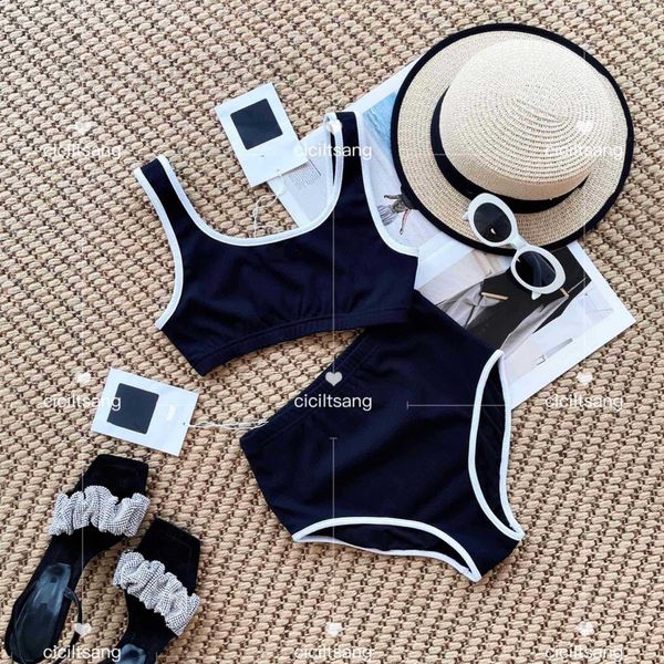 women's g-strings designer 2022 small fragrance split swimsuit two-piece set vryz, Black;white
women's g-strings designer 2022 small fragrance split swimsuit two-piece set vryz, Black;white