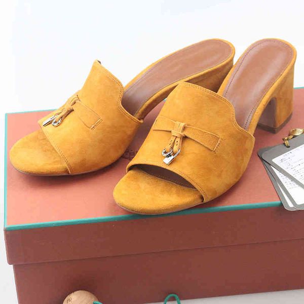 slippers leather thick heel female slippers summer outdoor sandals 34-42 y7ok, Black
slippers leather thick heel female slippers summer outdoor sandals 34-42 y7ok, Black