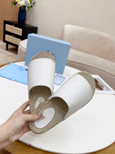 pool slippers black white writing fluo green grey blue beige pink lime fashion slides flat indoor outdoor sandals sneaker women trainers tra 
pool slippers black white writing fluo green grey blue beige pink lime fashion slides flat indoor outdoor sandals sneaker women trainers tra