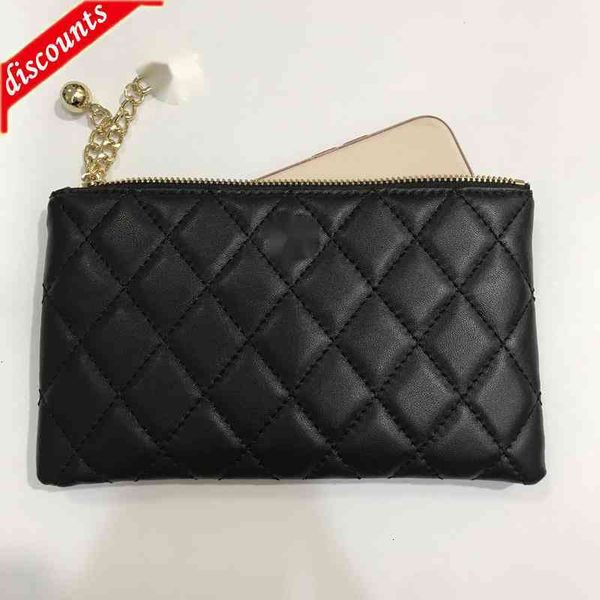 letter luxury brand design 50169 plaid cc chain clutch lambskin diamond pattern pouch women's le boy long wallet caviar leather purse z, Red;black
letter luxury brand design 50169 plaid cc chain clutch lambskin diamond pattern pouch women's le boy long wallet caviar leather purse z, Red;black