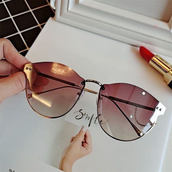 sun glass eyewear 20 new personalized eye sunglasses men's and women's hanging chain fashion sunglasses plain face street shooting, White;black
sun glass eyewear 20 new personalized eye sunglasses men's and women's hanging chain fashion sunglasses plain face street shooting, White;black