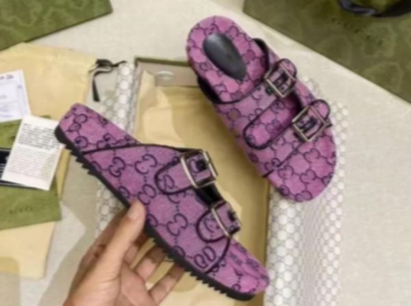 2022 fashion women men sandal slipper luxury designer lady gentlemen colorful canvas letter anatomic leather slide style model 35-44, Black
2022 fashion women men sandal slipper luxury designer lady gentlemen colorful canvas letter anatomic leather slide style model 35-44, Black