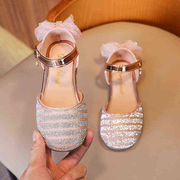 2022 summer sweet girls sandals fashion kids sequined bow rhinestone princess sandals spring children's shoes g691 g220418, Black;red
2022 summer sweet girls sandals fashion kids sequined bow rhinestone princess sandals spring children's shoes g691 g220418, Black;red