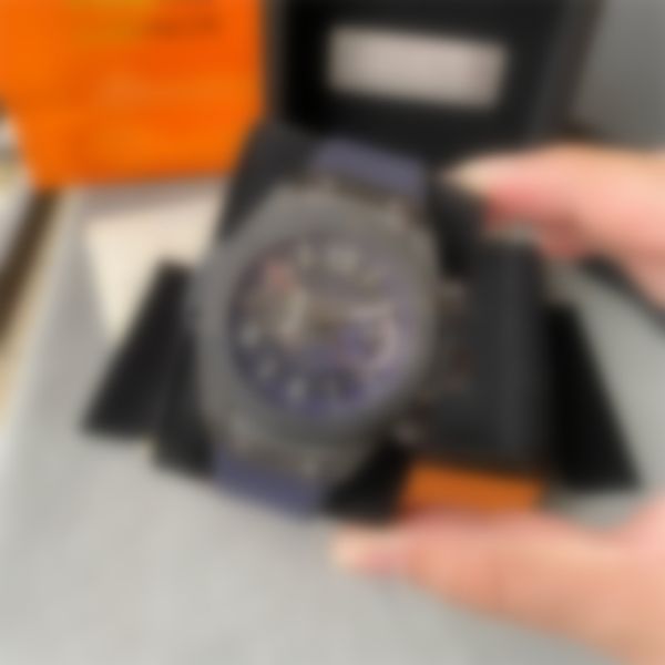 montre de luxe men watches 46x13mm automatic mechanical movement steel case rubber strap luxury watch wristwatches, Slivery;brown
montre de luxe men watches 46x13mm automatic mechanical movement steel case rubber strap luxury watch wristwatches, Slivery;brown
