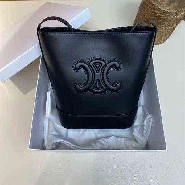 factory direct sale new brand ladies bags wholesale portable women's leather large capacity fashionable bucket single shoulder diagonal
factory direct sale new brand ladies bags wholesale portable women's leather large capacity fashionable bucket single shoulder diagonal