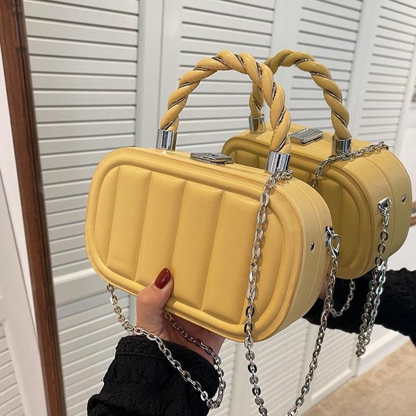 evening bags women's 2022 summer trend all-match one-shoulder messenger bag personality chain texture hand-held box bagevening
evening bags women's 2022 summer trend all-match one-shoulder messenger bag personality chain texture hand-held box bagevening