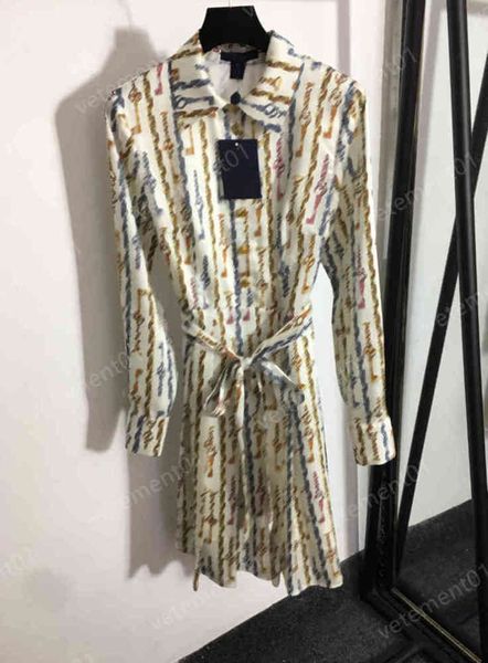 fashion womens dresses golden key print tie waist lapel long sleeve dress elegant luxury designer women clothing 0912, Black;gray
fashion womens dresses golden key print tie waist lapel long sleeve dress elegant luxury designer women clothing 0912, Black;gray