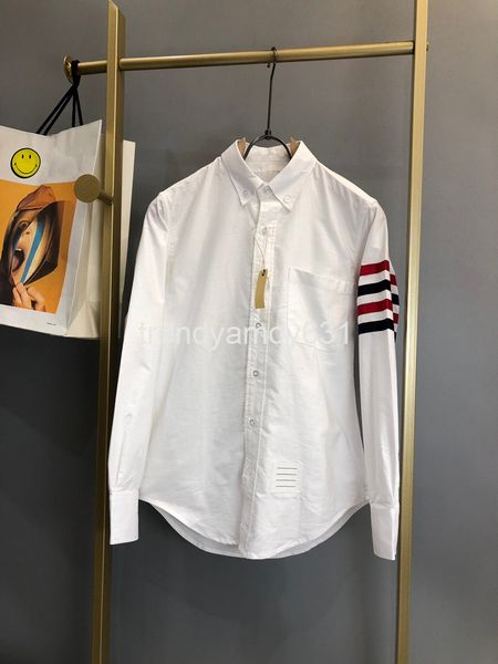 men's casual shirts ss spring and summer style arm color contrast four bar ribbon men's shirt quality tb fashion trend, White;black
men's casual shirts ss spring and summer style arm color contrast four bar ribbon men's shirt quality tb fashion trend, White;black