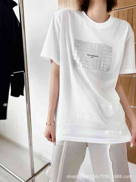 women's t-shirt spring and summer niche design concave convex metallic letter printing loose short sleeve t-shirt cool dark girl ka11 c, White
women's t-shirt spring and summer niche design concave convex metallic letter printing loose short sleeve t-shirt cool dark girl ka11 c, White