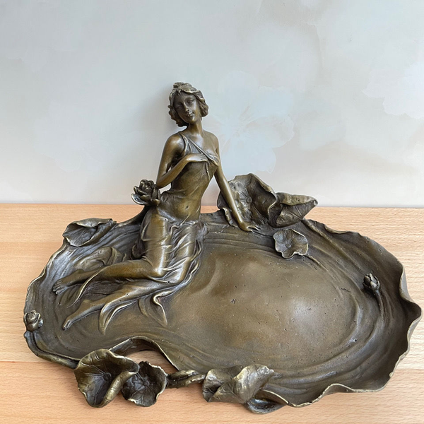 bronze young woman bowl statue sculpture modern figurine art home shelf decor, Silver
bronze young woman bowl statue sculpture modern figurine art home shelf decor, Silver