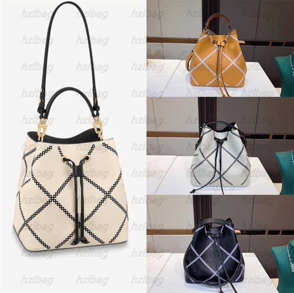 neo noe mm luxury handbags designer bags m46029 creme beige black brown contrast stitching stripe grained leather neonoe bucket bag m46023
neo noe mm luxury handbags designer bags m46029 creme beige black brown contrast stitching stripe grained leather neonoe bucket bag m46023