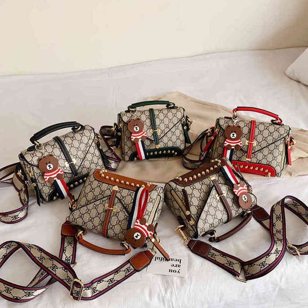 20% off sitewide 2022 luxury bags pendant portable small square texture autumn and printed messenger women's bag
20% off sitewide 2022 luxury bags pendant portable small square texture autumn and printed messenger women's bag