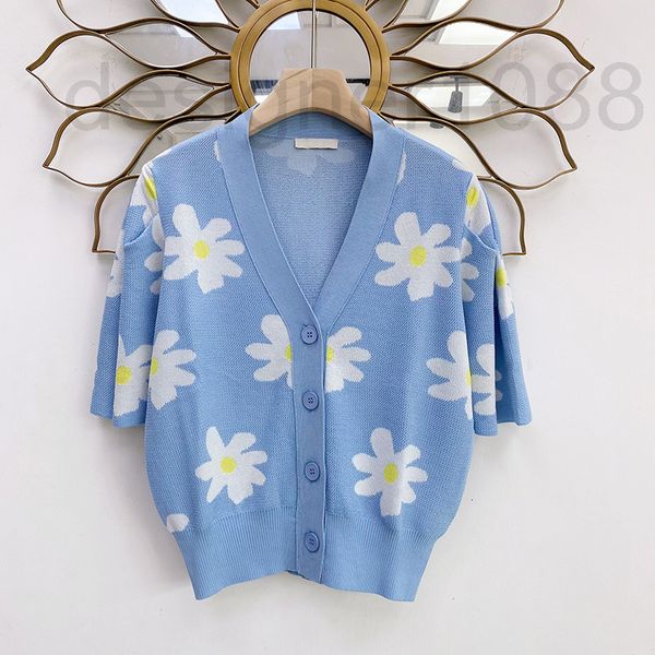 women's knits & tees designer 2022 spring / summer same french style bubble sleeve knitted cardigan women's aging daisy jacquard v, White
women's knits & tees designer 2022 spring / summer same french style bubble sleeve knitted cardigan women's aging daisy jacquard v, White