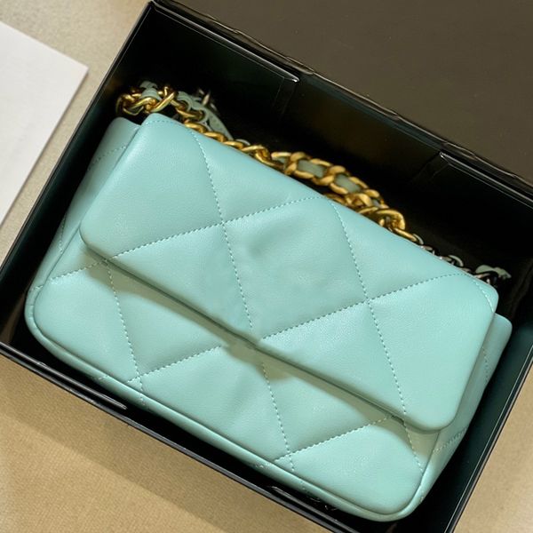 classic chain fashion luxury designers bags messenger handbags 2021 purse lady women wallets hobo purses famous designer cross body totes fe
classic chain fashion luxury designers bags messenger handbags 2021 purse lady women wallets hobo purses famous designer cross body totes fe