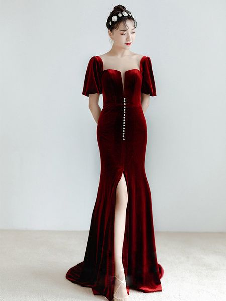 toast dress bride 2021 new autumn wine red elegant slimming long velvet fishtail wedding banquet evening dress, White;black
toast dress bride 2021 new autumn wine red elegant slimming long velvet fishtail wedding banquet evening dress, White;black