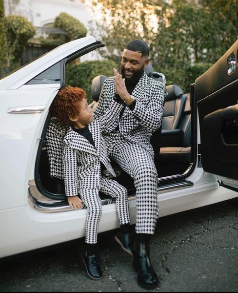 classic houndstooth wedding tuxedos notch lapel mens suit two pieces formal business mens jacket blazer groom tuxedo coat pants 01252, Black;gray
classic houndstooth wedding tuxedos notch lapel mens suit two pieces formal business mens jacket blazer groom tuxedo coat pants 01252, Black;gray