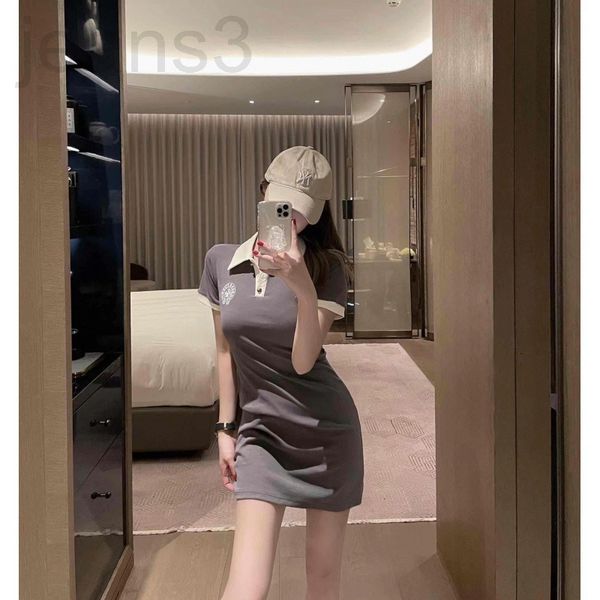 women's t-shirt designer 2022 summer tide brand new ch cross color contrast college polo collar short sleeve medium long t-shirt women, White
women's t-shirt designer 2022 summer tide brand new ch cross color contrast college polo collar short sleeve medium long t-shirt women, White