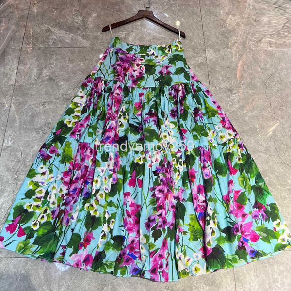 casual dresses spring and summer women's dress lady style floral print long large swing cotton skirt, Black;gray
casual dresses spring and summer women's dress lady style floral print long large swing cotton skirt, Black;gray
