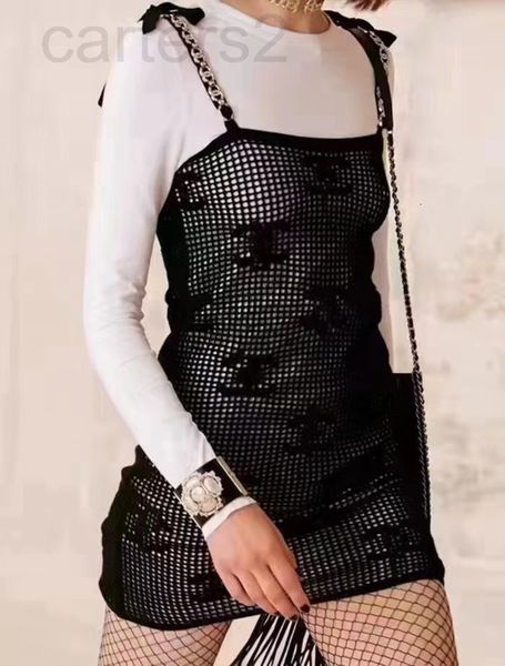 women's knits & tees designer zhi2022 zhou xun's same style small fragrance white knitted long sleeve with drill buckle suspender
women's knits & tees designer zhi2022 zhou xun's same style small fragrance white knitted long sleeve with drill buckle suspender