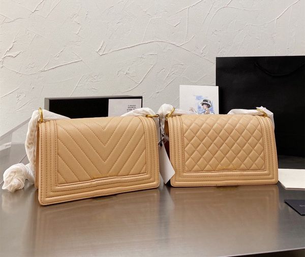 messenger bag early autumn classic hardware trend cutting-edge xiangnana generous simple luxury designer never goes out of style
messenger bag early autumn classic hardware trend cutting-edge xiangnana generous simple luxury designer never goes out of style
