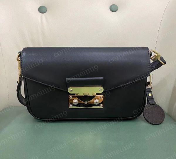 womens smooth cowhide crossbody bags fashion 22 designer swing strap lock shoulder bag with tag 20393 handbags dust bag
womens smooth cowhide crossbody bags fashion 22 designer swing strap lock shoulder bag with tag 20393 handbags dust bag