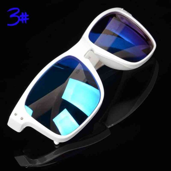 new fancy fashion men's and women's fashion street shooting sunglasses personality cool optical glass 19p4, White;black
new fancy fashion men's and women's fashion street shooting sunglasses personality cool optical glass 19p4, White;black