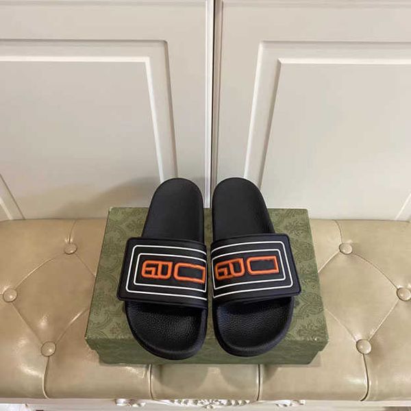 european couple slippers designer rubber slide sandals magic stickers tiger bee green red and white net fashion shoes beach flower box 35-46, Black
european couple slippers designer rubber slide sandals magic stickers tiger bee green red and white net fashion shoes beach flower box 35-46, Black