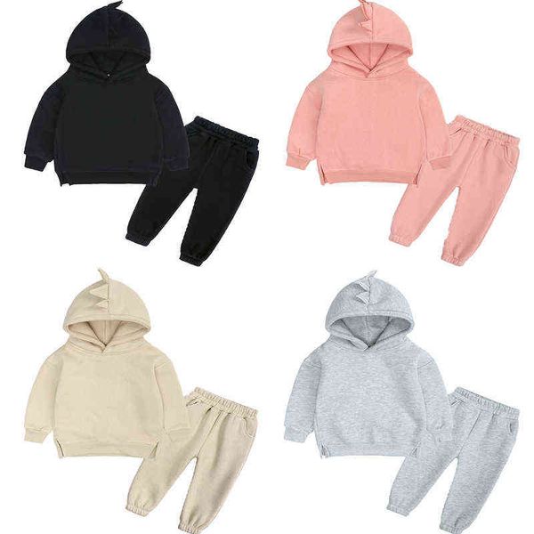 2 pcs winter boys clothing set tracksuit for dinosaur warm sweatshirts pants clothes for kids overalls young children suit t220805, White
2 pcs winter boys clothing set tracksuit for dinosaur warm sweatshirts pants clothes for kids overalls young children suit t220805, White