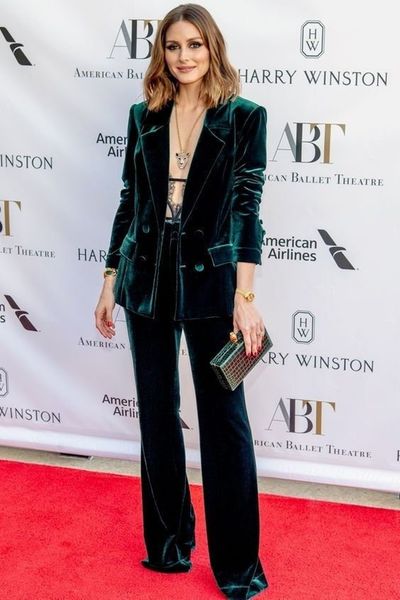 elegant velvet mother of the bride pants suits 2pc slim fit guest wedding party gowns womens blazer groom mom formal evening wear, Black;red
elegant velvet mother of the bride pants suits 2pc slim fit guest wedding party gowns womens blazer groom mom formal evening wear, Black;red