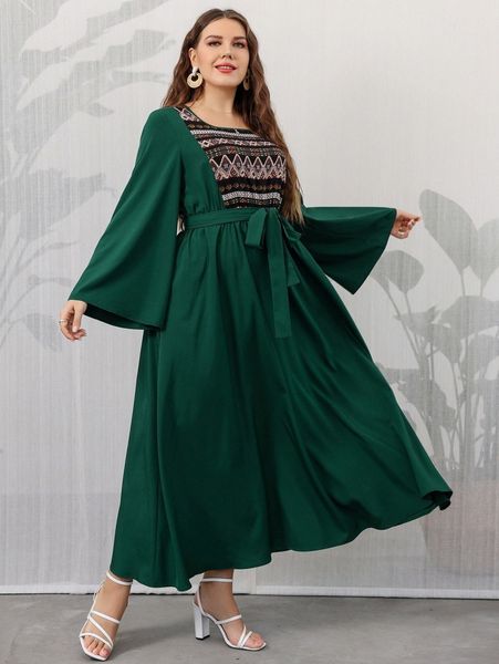 plus contrast geo flounce sleeve belted dress u7qu#, Black
plus contrast geo flounce sleeve belted dress u7qu#, Black