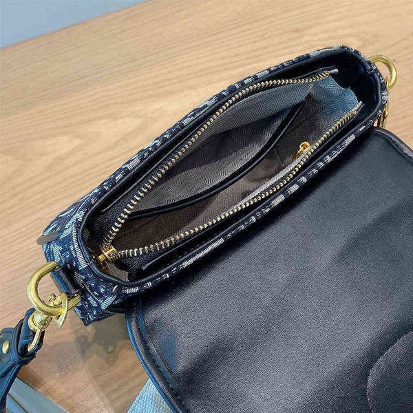 2022 designer bags semi-circular women's bag high-grade light woven single shoulder leather womens genuine crossbody handbags
2022 designer bags semi-circular women's bag high-grade light woven single shoulder leather womens genuine crossbody handbags