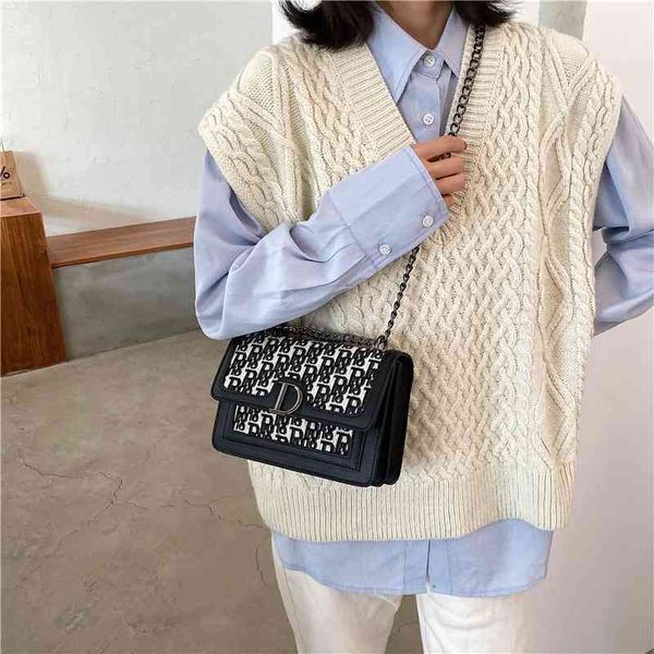 2022 new designer handbags luxury fashion autumn winter net red foreign style printing versatile one shoulder messenger small square{categor
2022 new designer handbags luxury fashion autumn winter net red foreign style printing versatile one shoulder messenger small square{categor