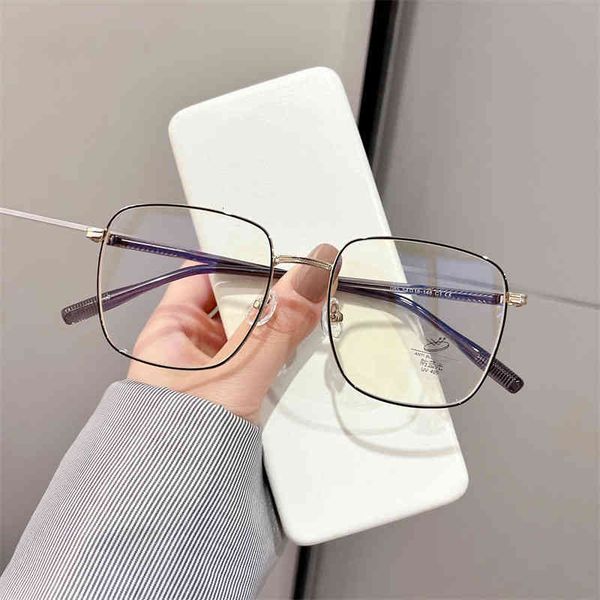 sunglasses fashion metal frame glasses korean men's and women's anti blue light simple 085, White;black
sunglasses fashion metal frame glasses korean men's and women's anti blue light simple 085, White;black