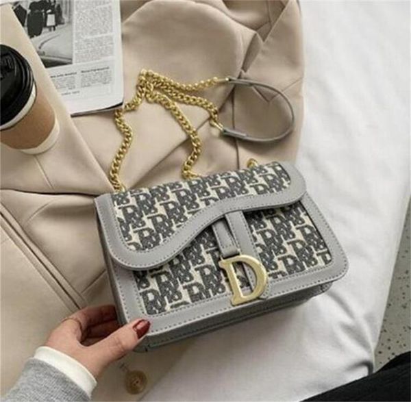 2022 canvas camera bags purse fashion shoulder bag cowhide handbag presbyopic card holder wallet evening bag messenger women lady
2022 canvas camera bags purse fashion shoulder bag cowhide handbag presbyopic card holder wallet evening bag messenger women lady
