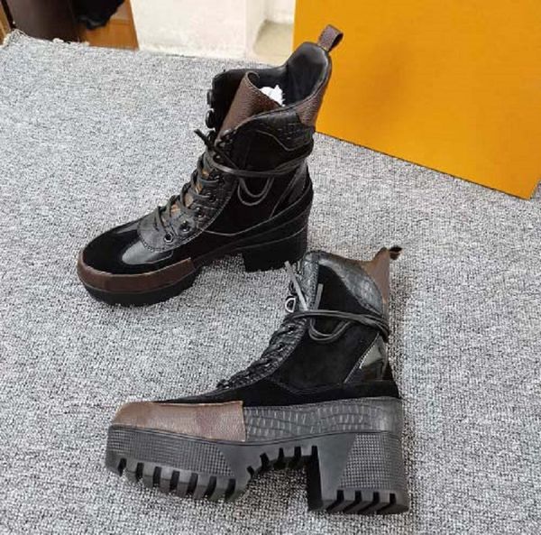 designer boots luxury boot genuine leather martin boots ankle booties woman short boot sneakers trainers slipper sandals by shoebrand 047, Black
designer boots luxury boot genuine leather martin boots ankle booties woman short boot sneakers trainers slipper sandals by shoebrand 047, Black