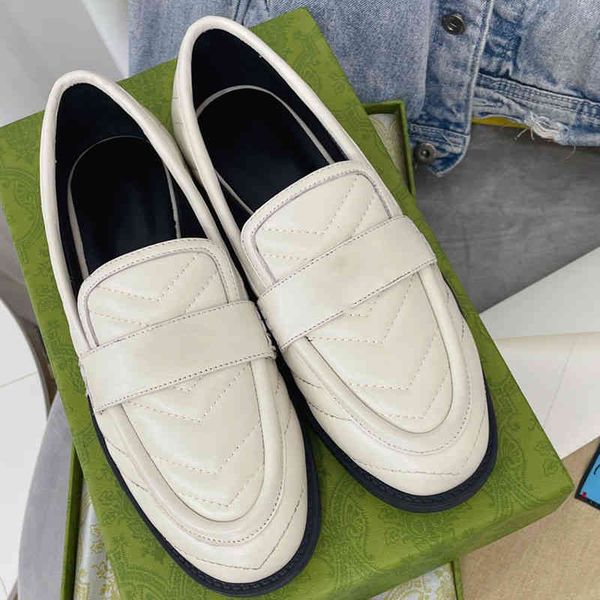 dress shoes xiaoxiangfeng lefu shoes women's lingge metal buckle single in autumn and winter thick soled british style small leather, Black
dress shoes xiaoxiangfeng lefu shoes women's lingge metal buckle single in autumn and winter thick soled british style small leather, Black