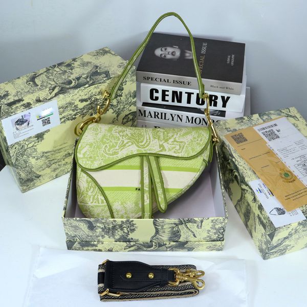 luxury designer wallet bag cross body shoulder purse half moon fashion lady shopping handbag women letter popular totes cartoon pillow 09
luxury designer wallet bag cross body shoulder purse half moon fashion lady shopping handbag women letter popular totes cartoon pillow 09