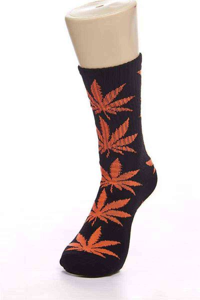chaopai hu maple socks japan and south korea classic youth couple sports skateboard basketball men's women's leisure high tube 5s1, Black
chaopai hu maple socks japan and south korea classic youth couple sports skateboard basketball men's women's leisure high tube 5s1, Black