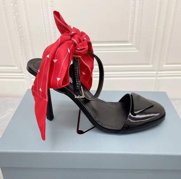 black patent leather bow decorated stiletto shoes pumps shoes spool heels sandals for women luxury designers dress shoe evening factory foot
black patent leather bow decorated stiletto shoes pumps shoes spool heels sandals for women luxury designers dress shoe evening factory foot